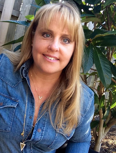 Chloe+Isabel Pavé Chevron + Spike Y-Necklace