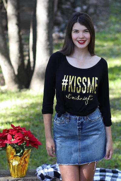 KISS ME - Wide Neck