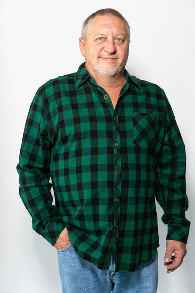 ESSENTIAL FLANNEL BUTTONDOWN