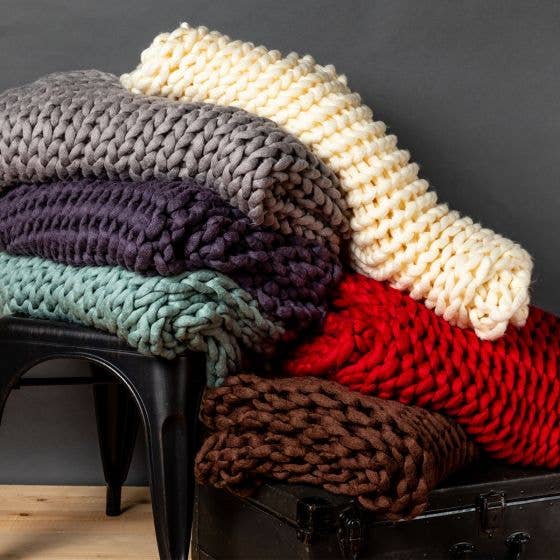 Chunky Knit Throw Blanket - Merlot