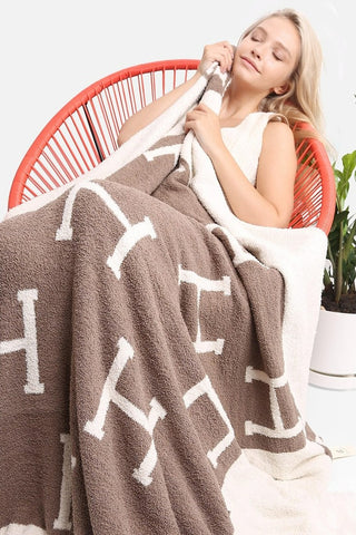Two-Tone with H Pattern Luxury Soft Throw Blanket