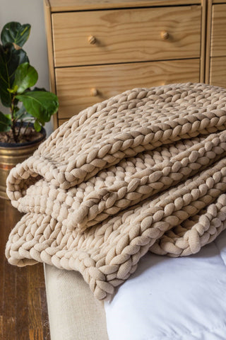 Chunky Knit Throw Blanket - Taupe