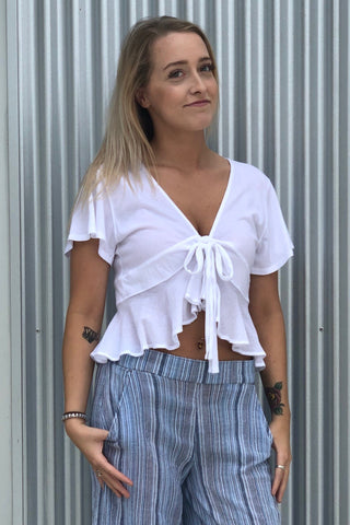 Knot Me Tee